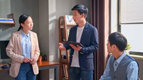 Datoria nu este monedă de schimb pentru binecuvântări