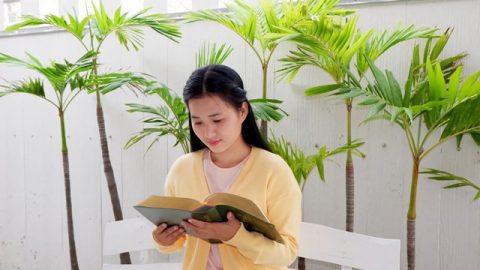 Ce se află în spatele fricii de a te destăinui